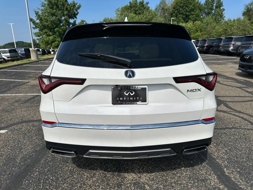 Used 2025 Acura MDX FWD image 12