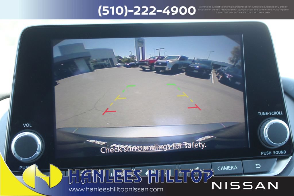 Used 2025 Nissan Rogue SV FWD image 28