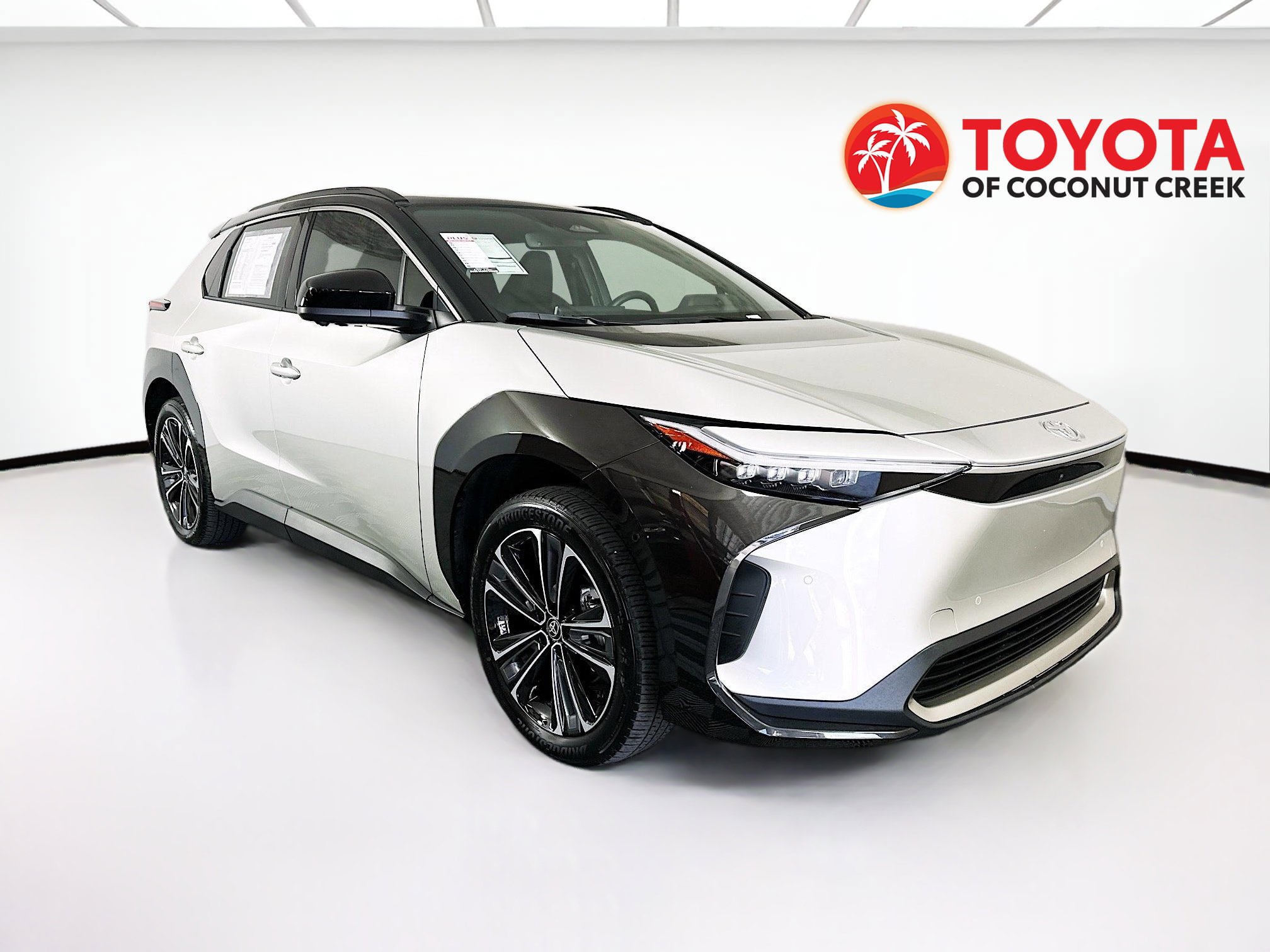 Used 2024 Toyota bZ4X Limited image 1