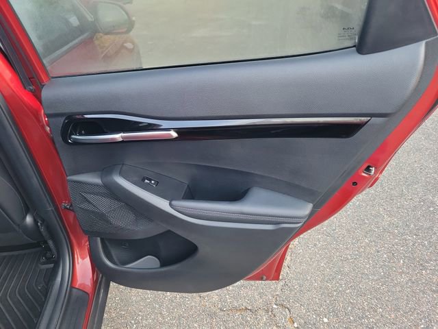 Used 2025 Kia Seltos S image 33