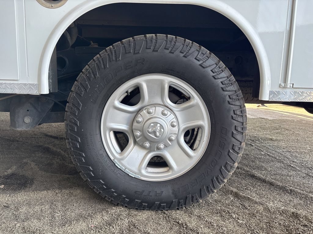 Used 2021 RAM 2500 Tradesman RWD image 19