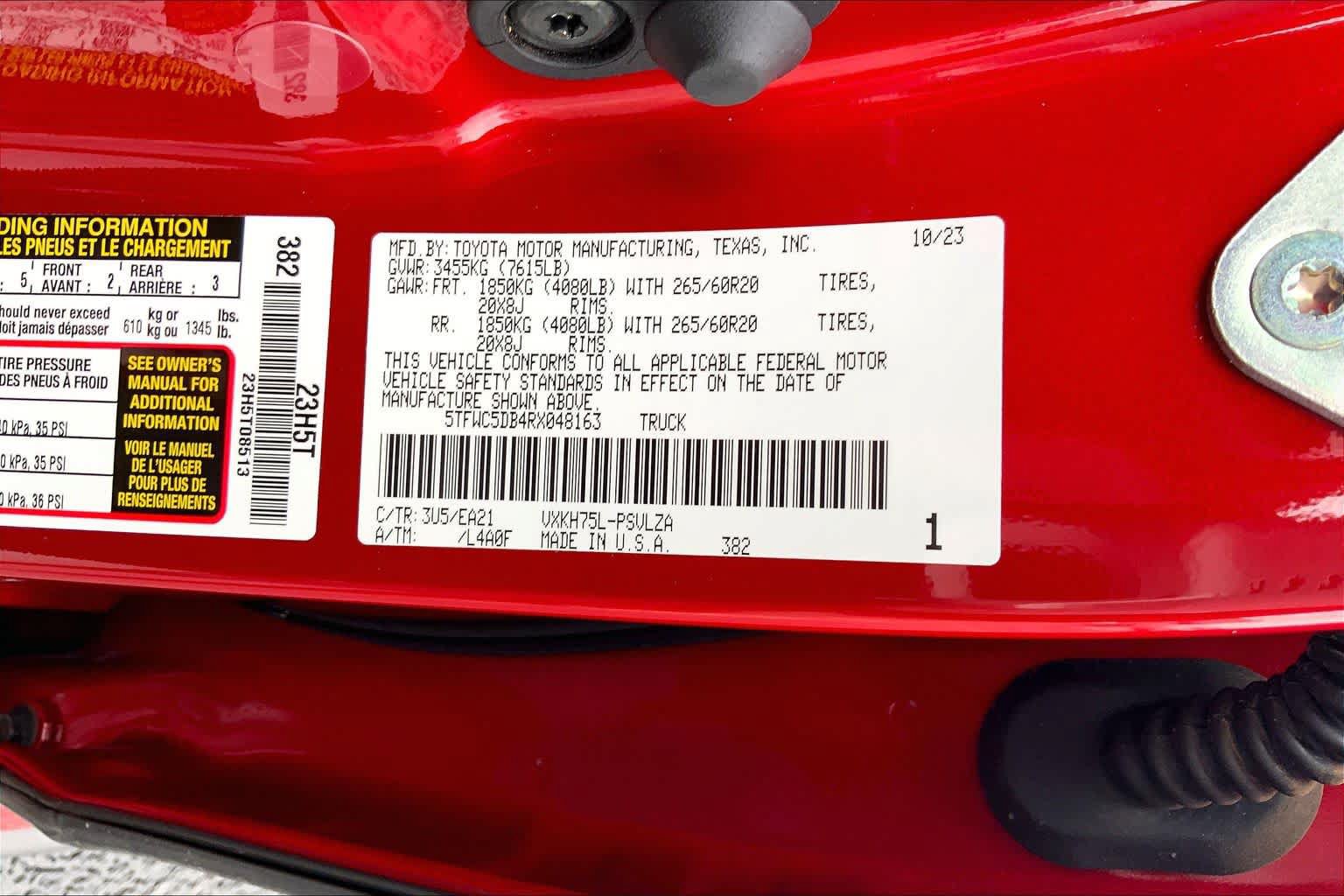 Used 2024 Toyota Tundra Limited AWD/4WD image 37