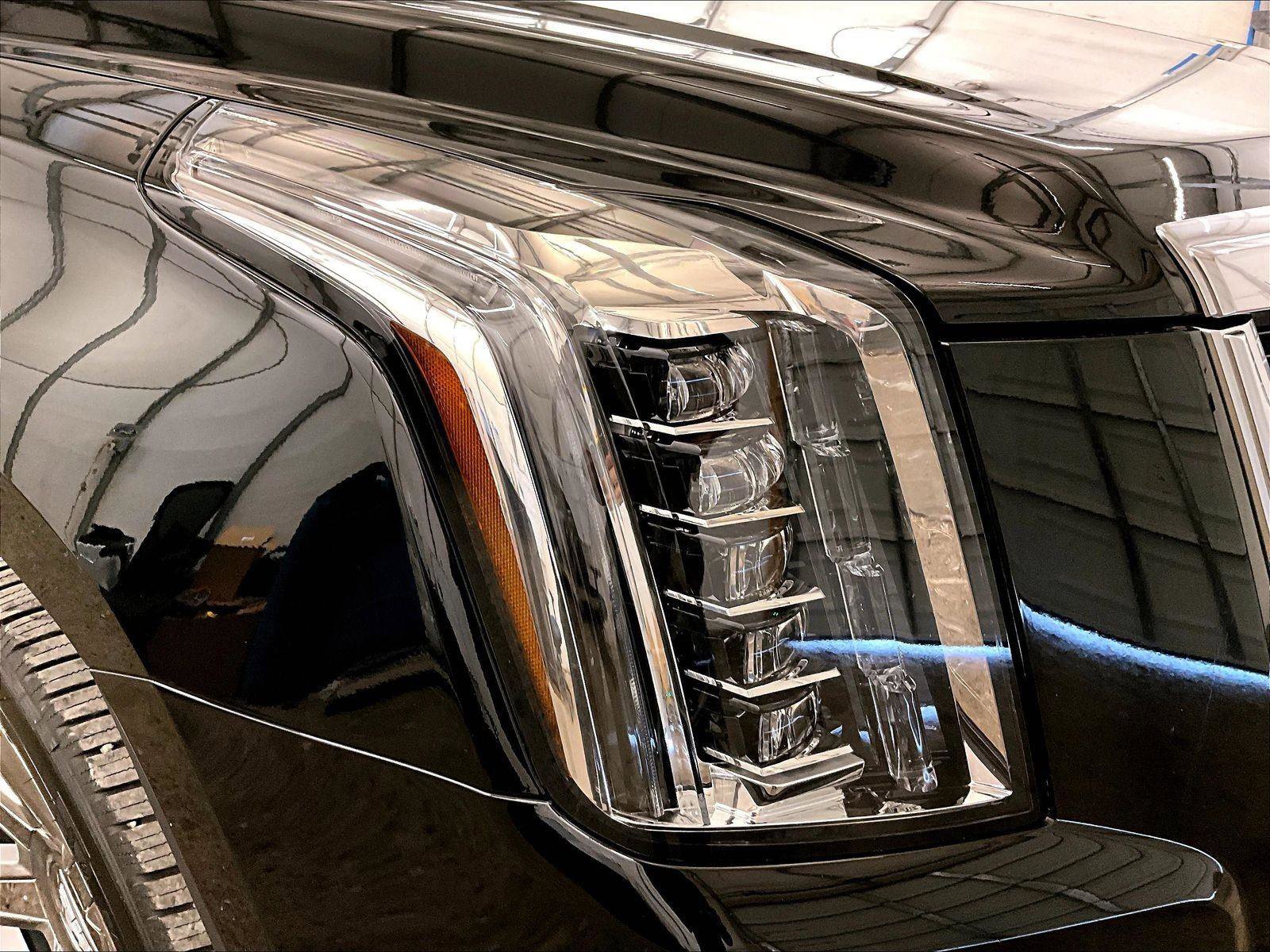 Used 2015 Cadillac Escalade ESV Luxury image 28