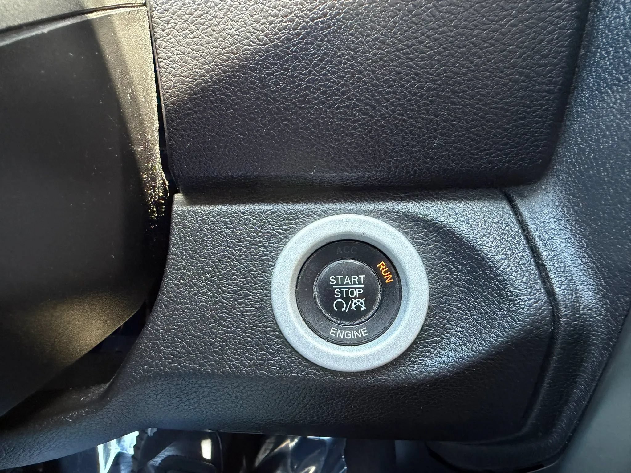 Used 2013 RAM 1500 R/T w/ Convenience Group RWD image 16