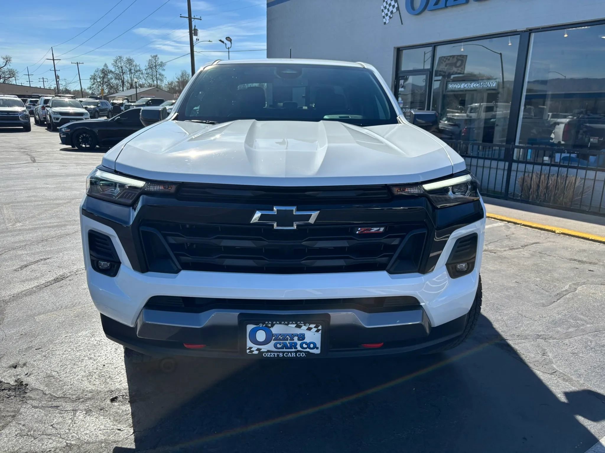 Used 2025 Chevrolet Colorado Z71 image 2