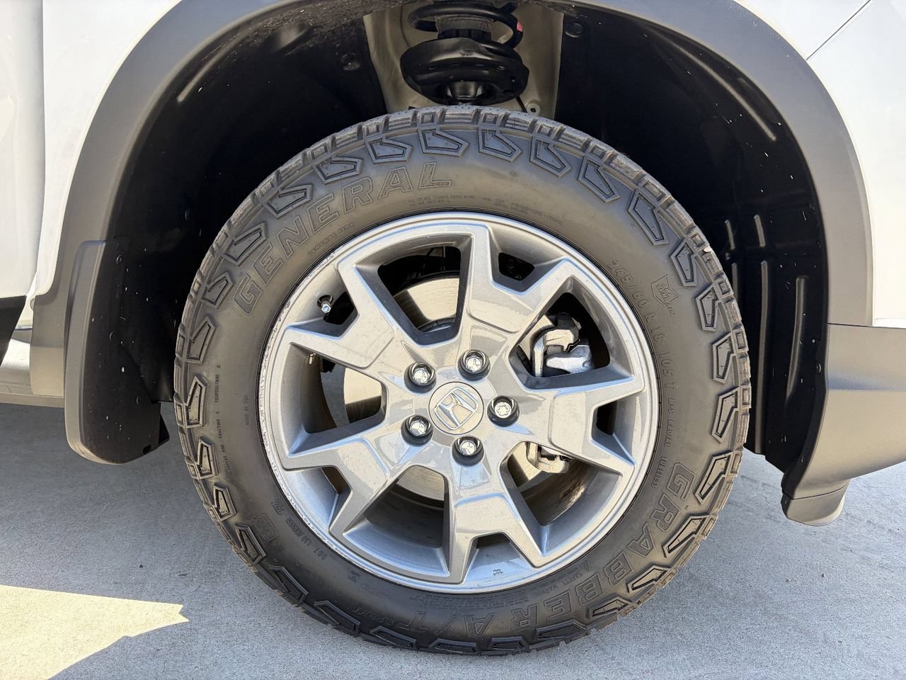 Certified 2024 Honda Passport TrailSport image 7