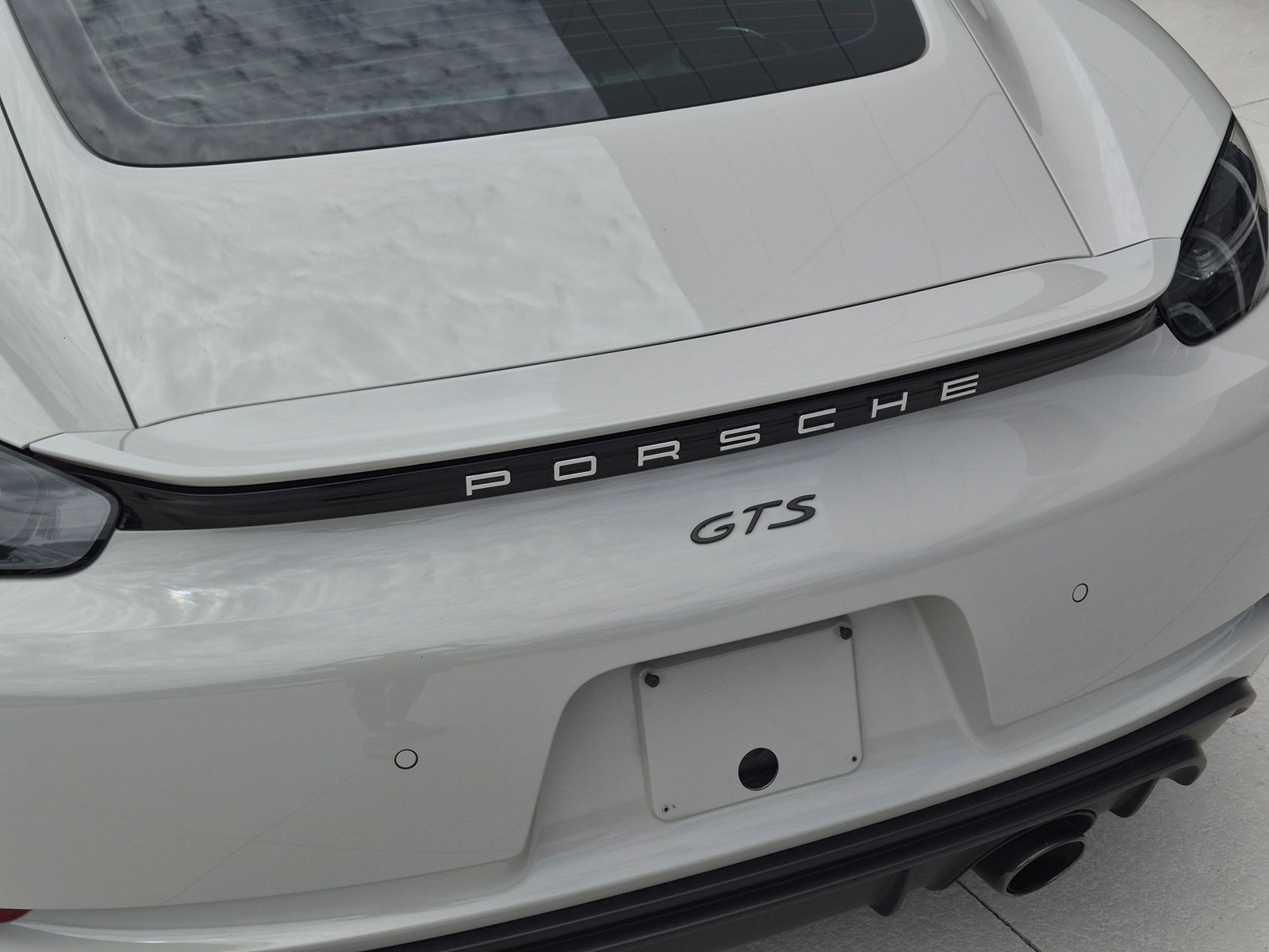 Certified 2022 Porsche 718 Cayman GTS RWD image 13