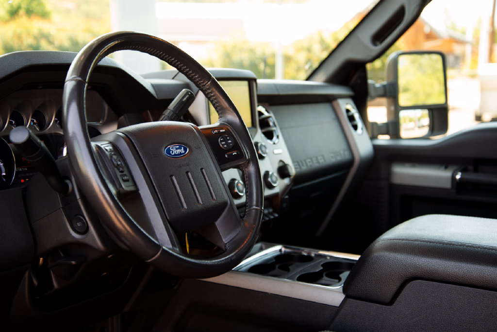 Used 2016 Ford F250 Lariat w/ Lariat Ultimate Package AWD/4WD image 21