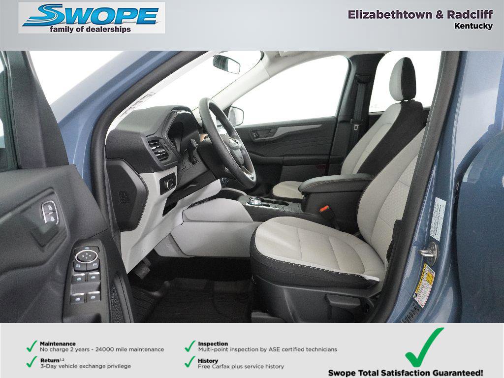 Used 2025 Ford Escape Active image 11