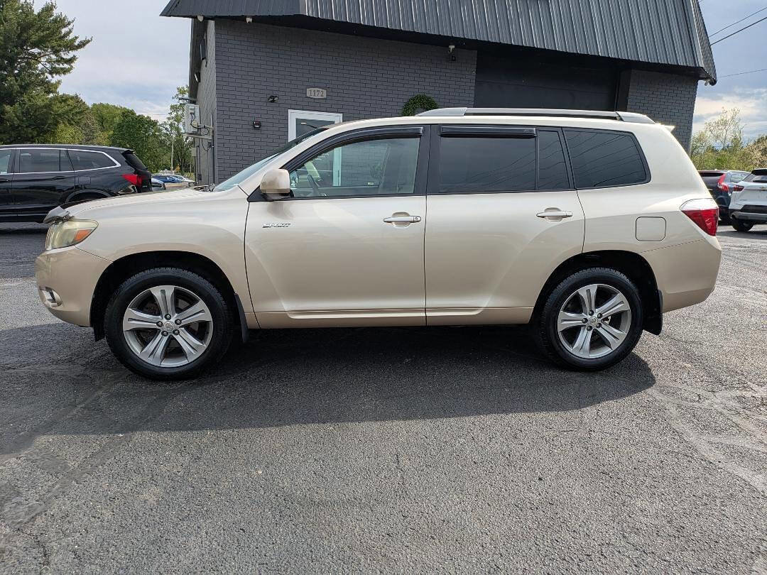 Used 2009 Toyota Highlander Sport AWD/4WD image 2