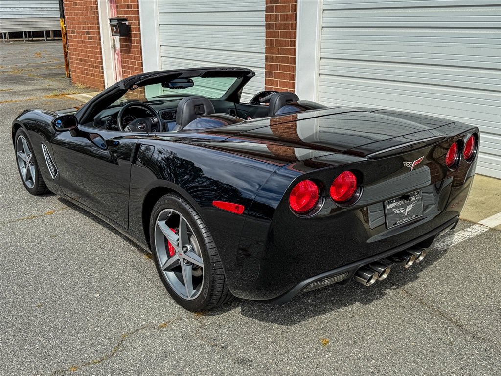 Used 2011 Chevrolet Corvette Convertible w/ Preferred Equipment Group RWD image 24
