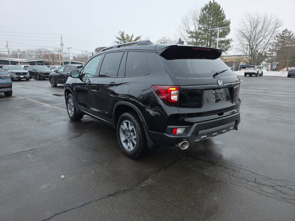 Used 2023 Honda Passport TrailSport image 5