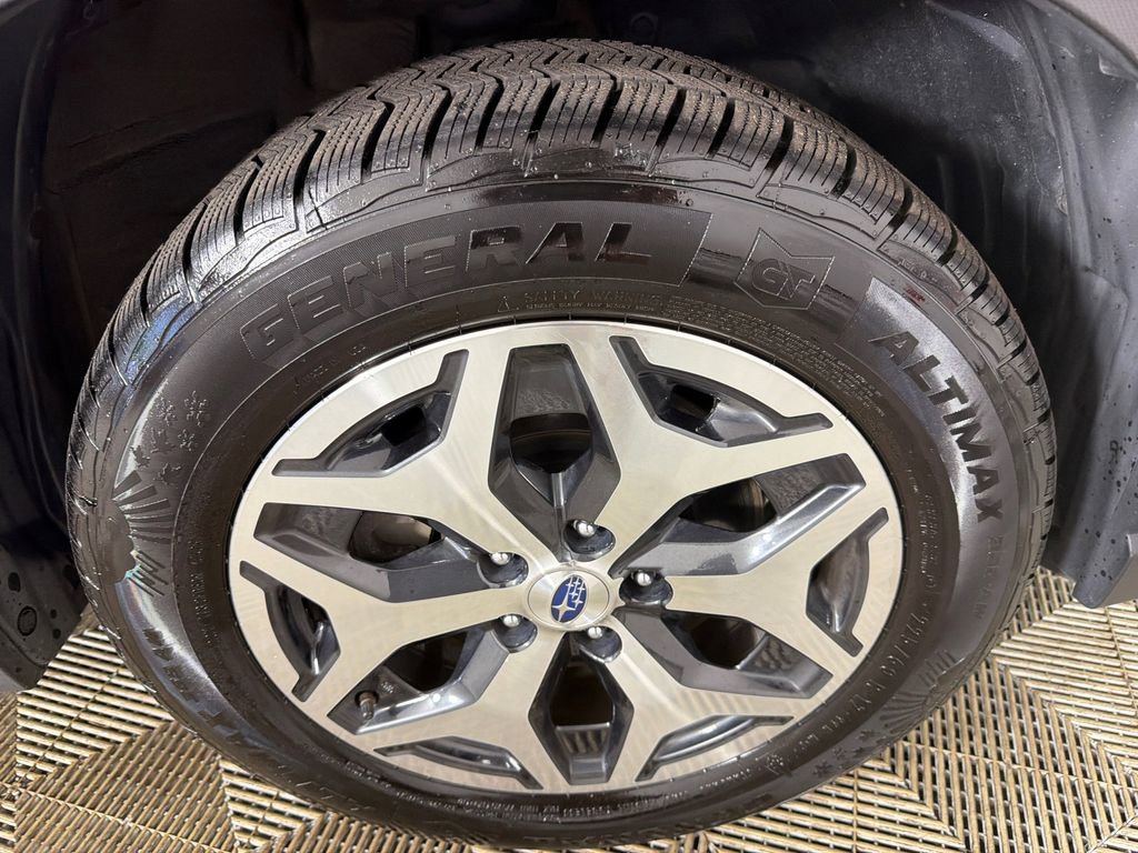 Used 2023 Subaru Forester Premium AWD/4WD image 13