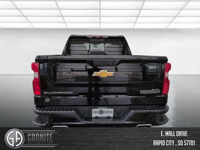 Used 2021 Chevrolet Silverado 1500 High Country w/ Technology Package AWD/4WD image 5