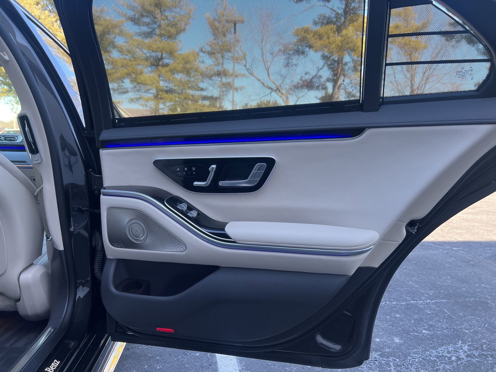 Used 2022 Mercedes-Benz S 580 4MATIC Sedan image 35