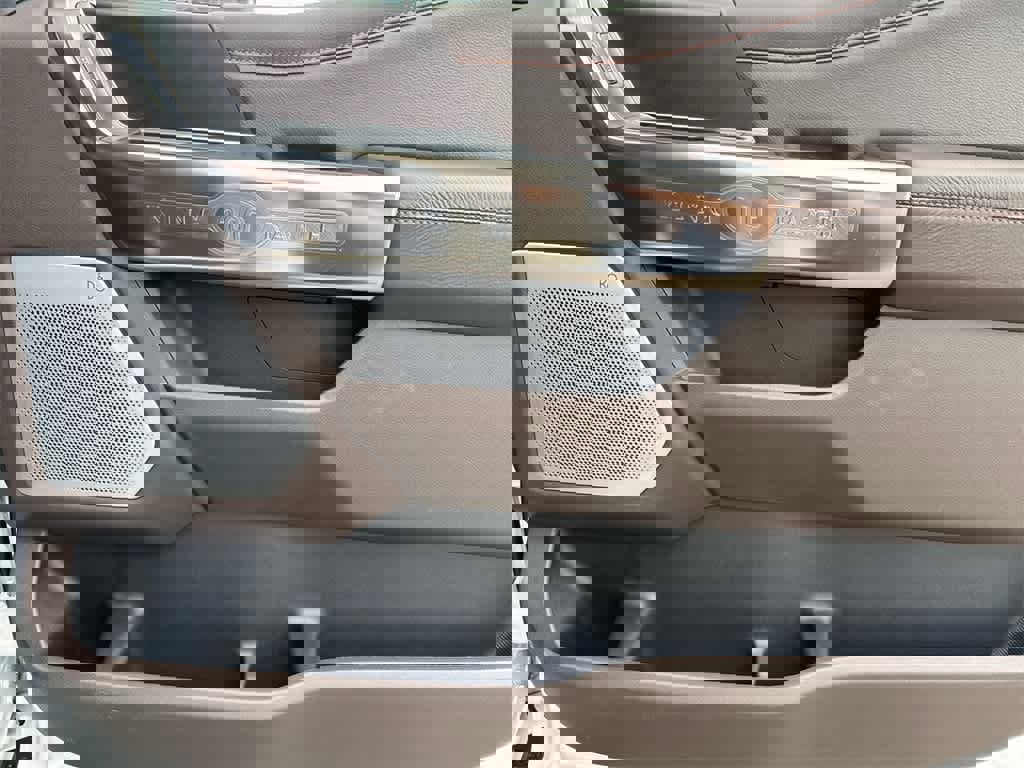 New 2025 Ford F250 King Ranch w/ Chrome Package image 13