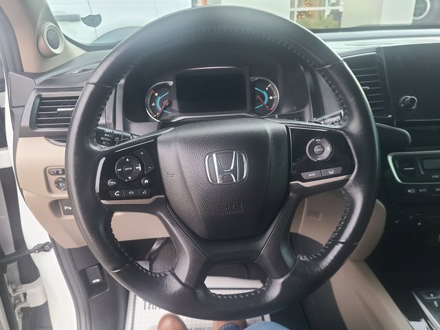 Used 2021 Honda Pilot Touring image 9