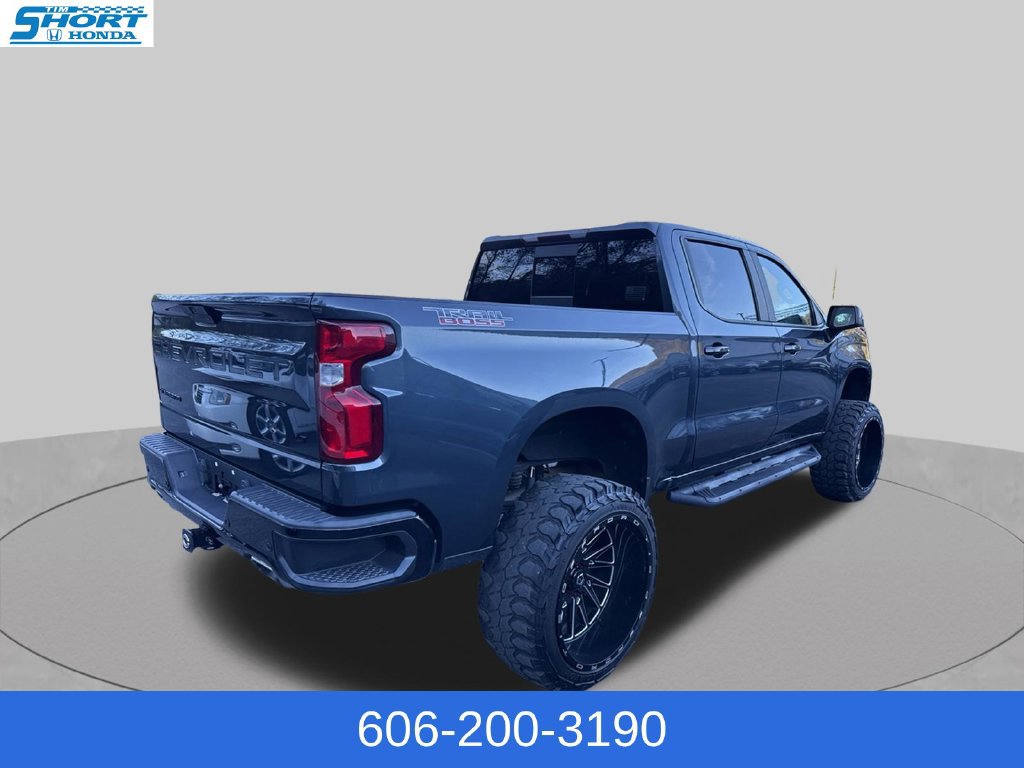 Used 2022 Chevrolet Silverado 1500 LT Trail Boss w/ LT Trail Boss Premium Package AWD/4WD image 7