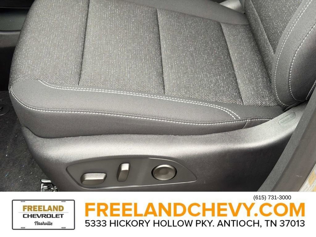 New 2026 Chevrolet Traverse LT w/ LPO, Floor Liner Package image 19