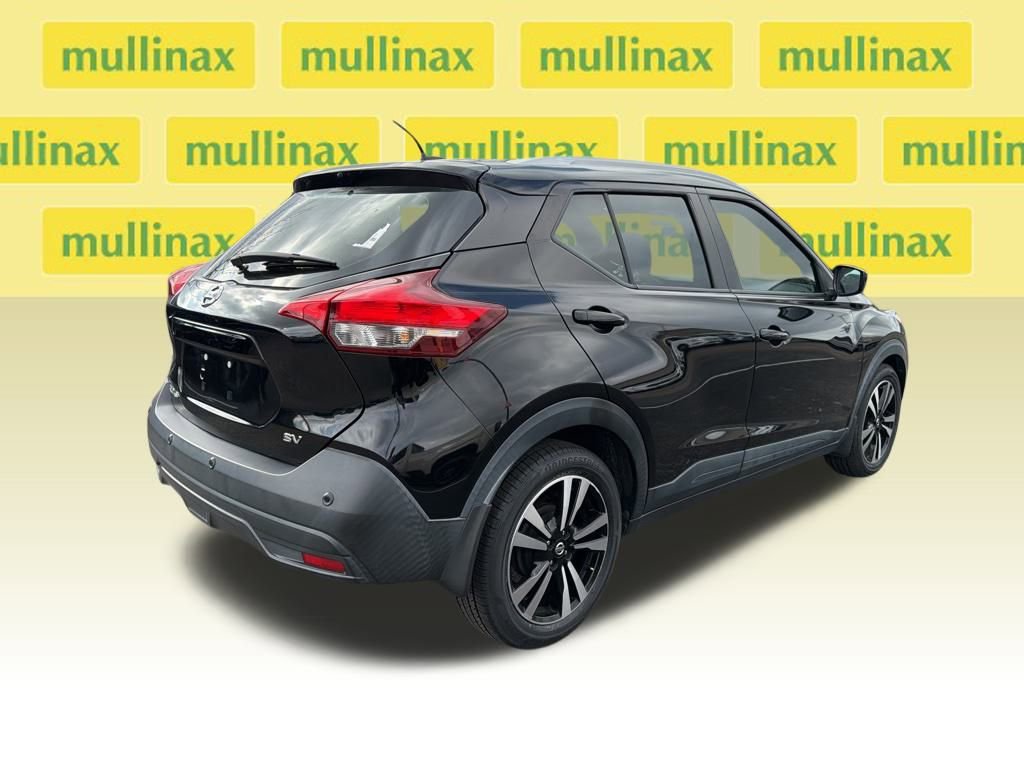 Used 2020 Nissan Kicks SV image 8