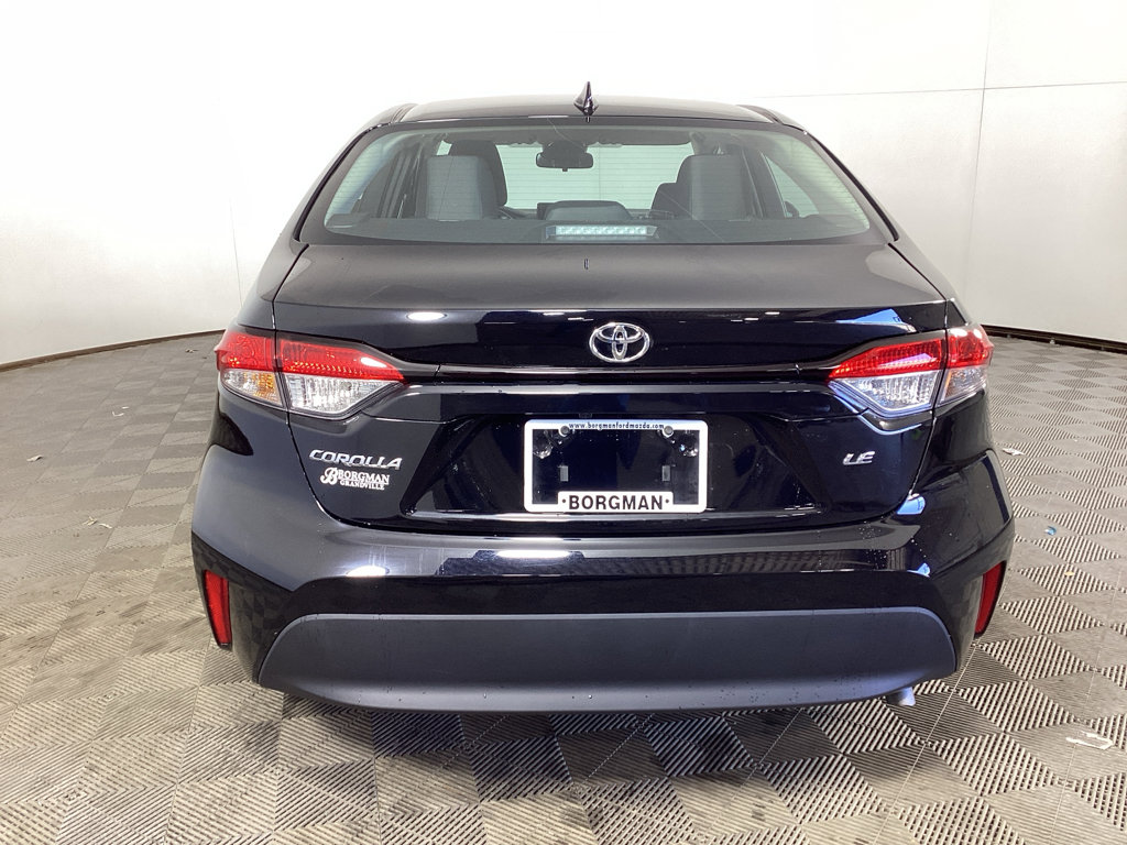 Used 2026 Toyota Corolla LE FWD image 3