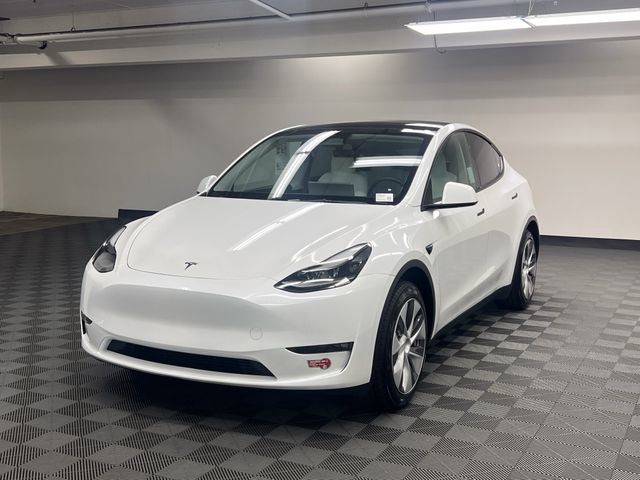 Used 2023 Tesla Model Y 2WD image 2