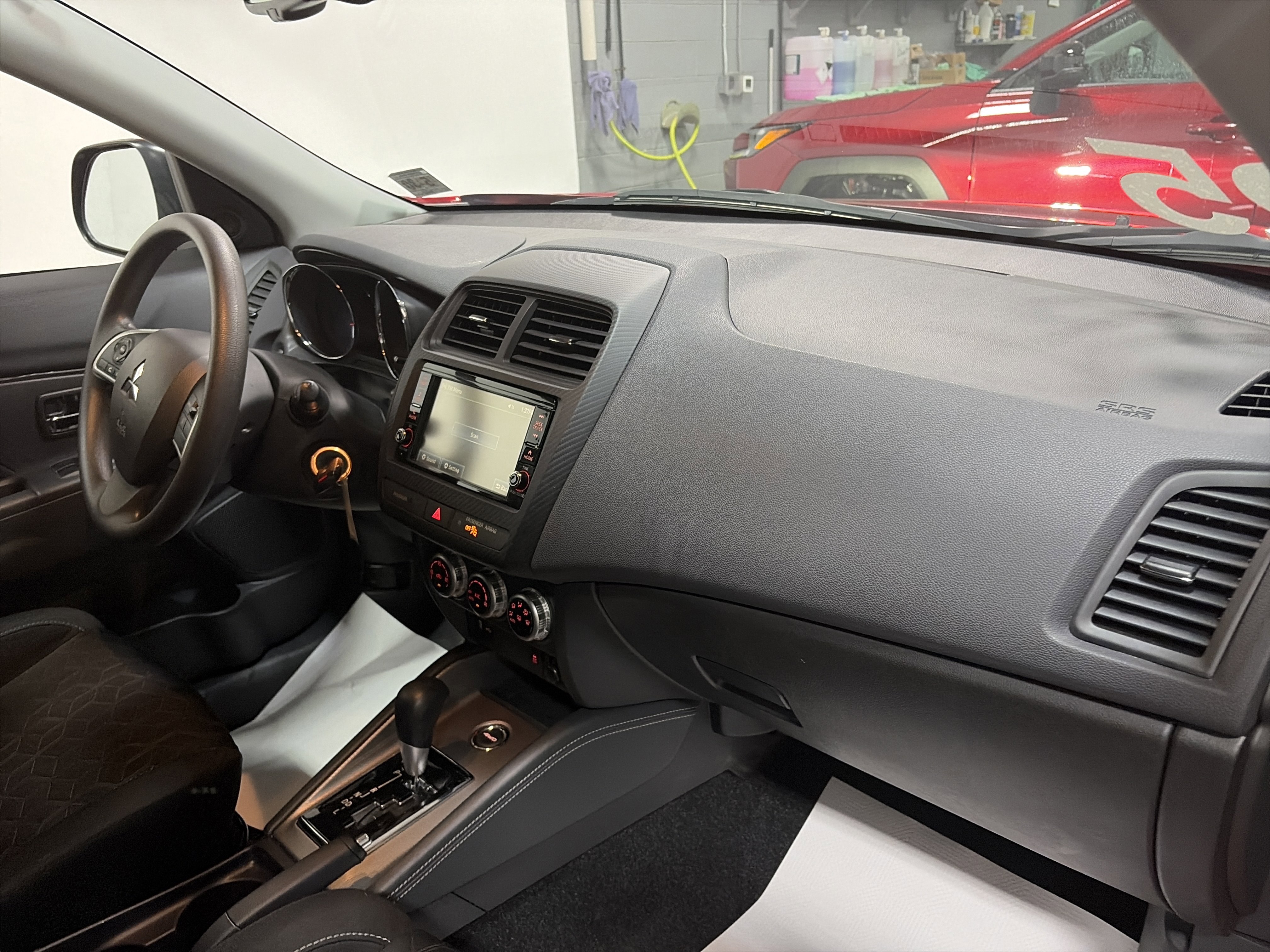 Used 2025 Mitsubishi Outlander Sport ES image 30