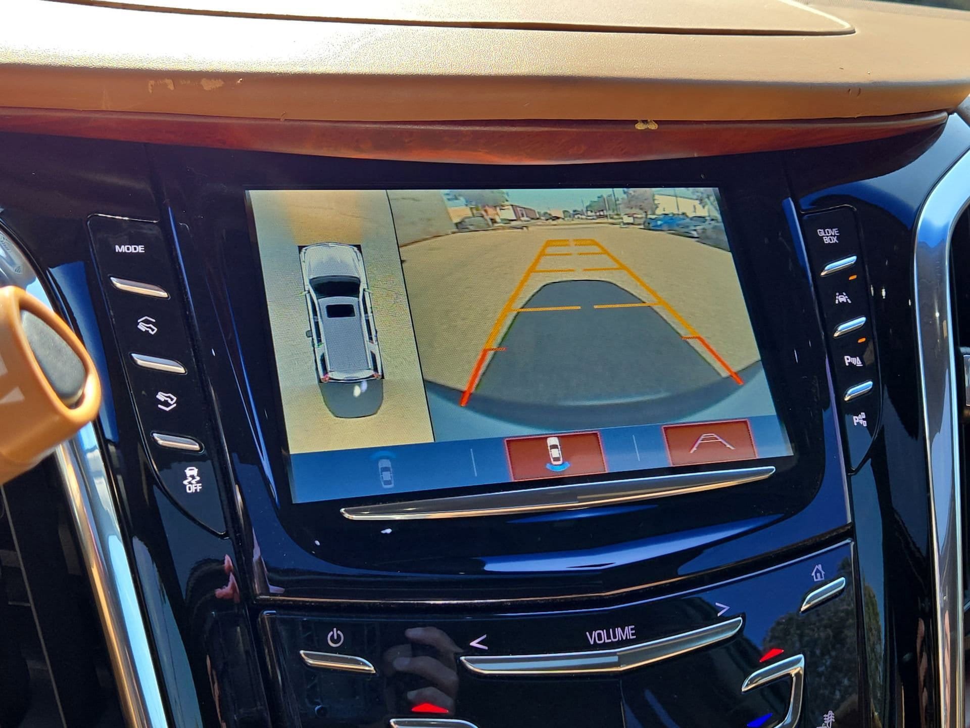 Used 2017 Cadillac Escalade Platinum AWD/4WD image 18
