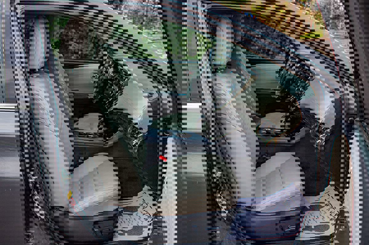 Used 2013 Toyota Avalon XLE image 19