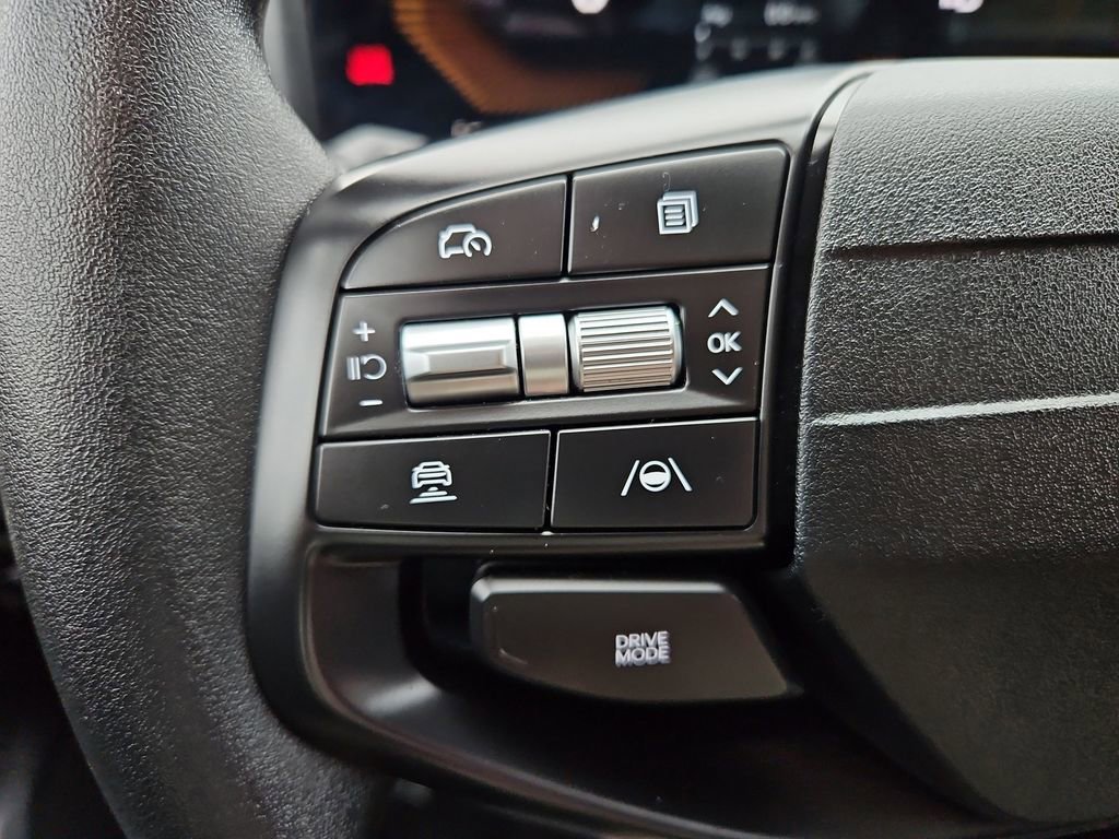 Used 2025 Kia K4 LXS image 11