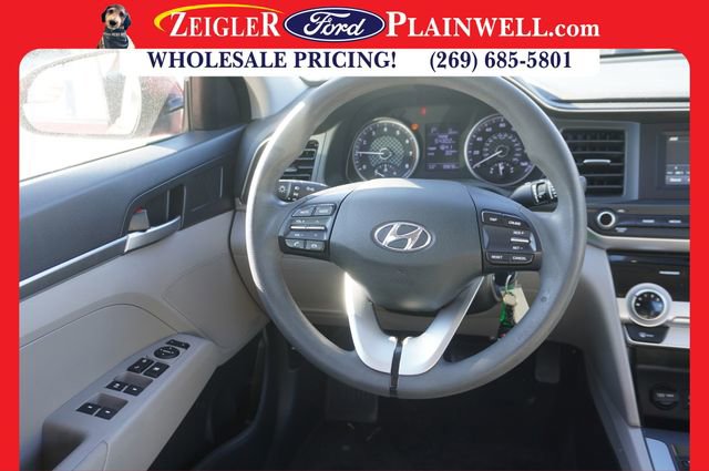 Used 2019 Hyundai Elantra SE image 13