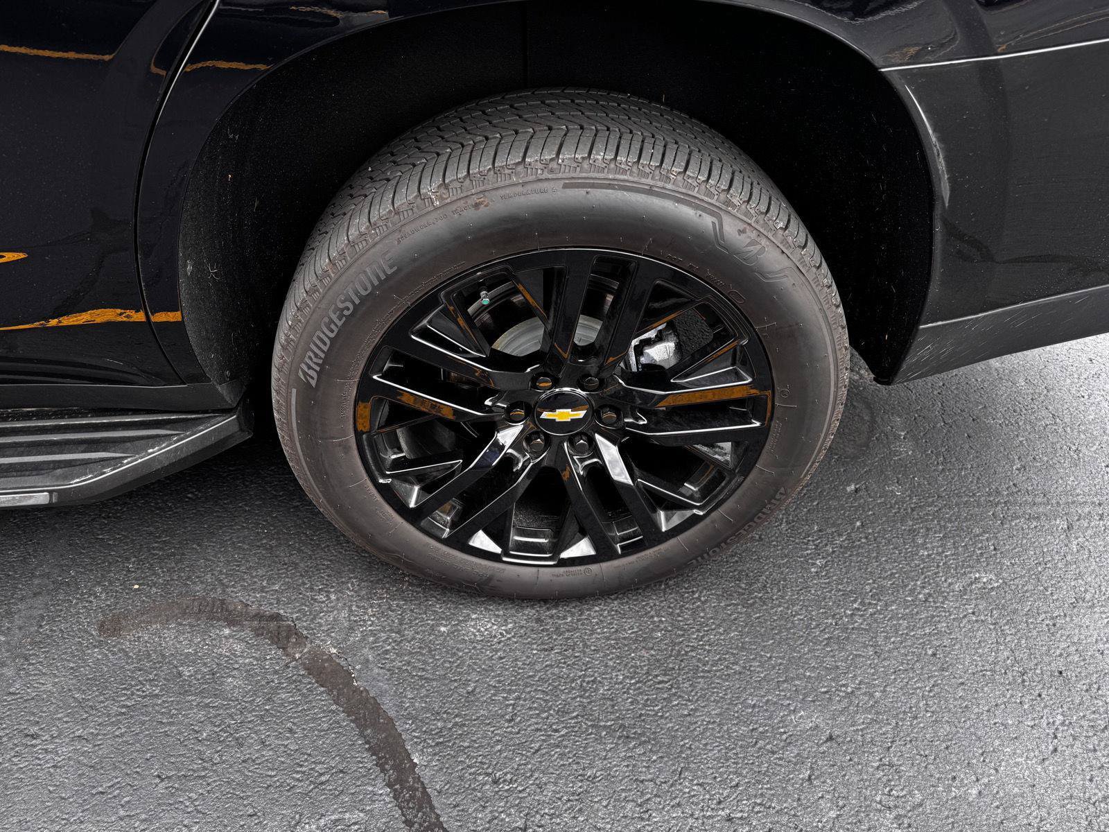 Used 2026 Chevrolet Tahoe Premier AWD/4WD image 12