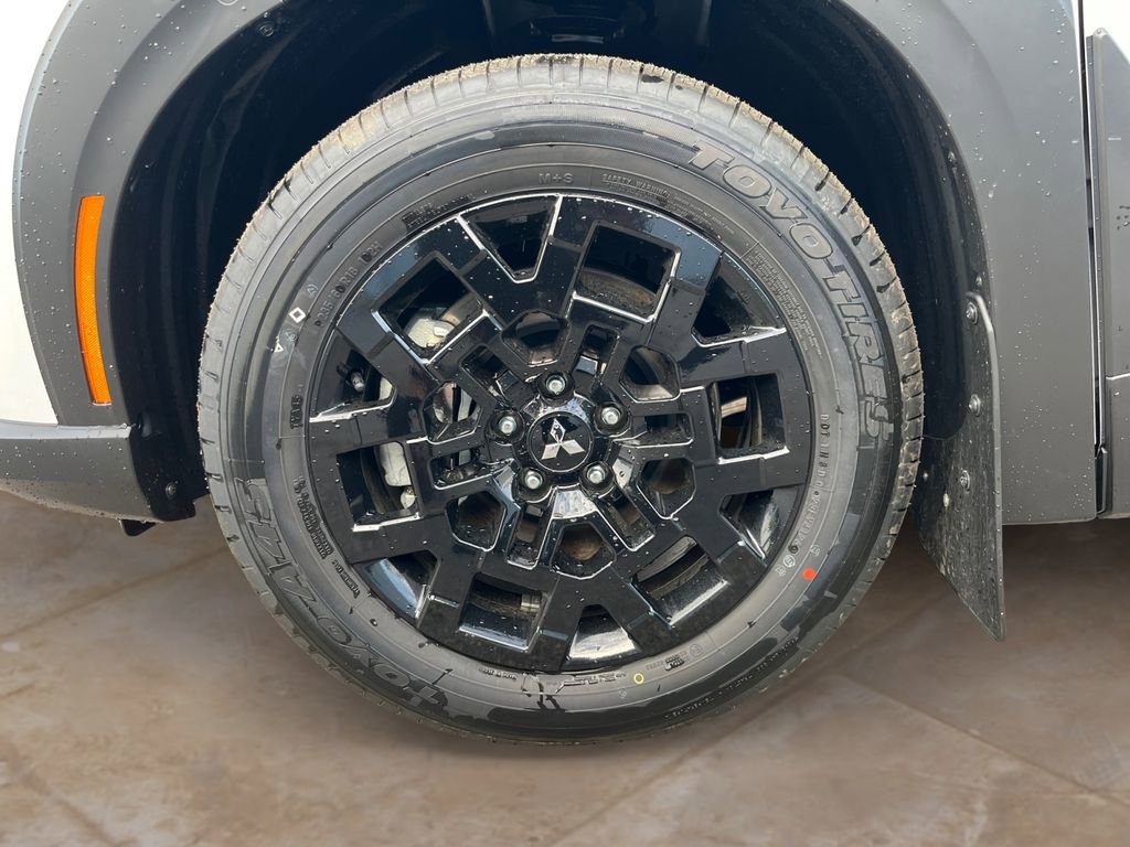 New 2026 Mitsubishi Outlander Trail Edition image 14