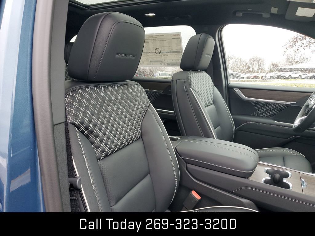 New 2026 GMC Acadia Denali w/ Super Cruise Package image 31
