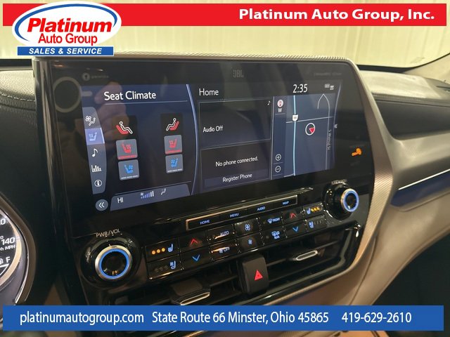 Used 2022 Toyota Highlander Platinum image 19