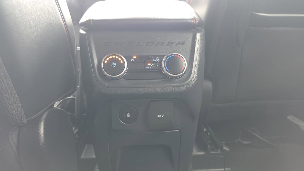 Certified 2025 Ford Explorer ST-Line w/ ST-Line Street Pack AWD/4WD image 29
