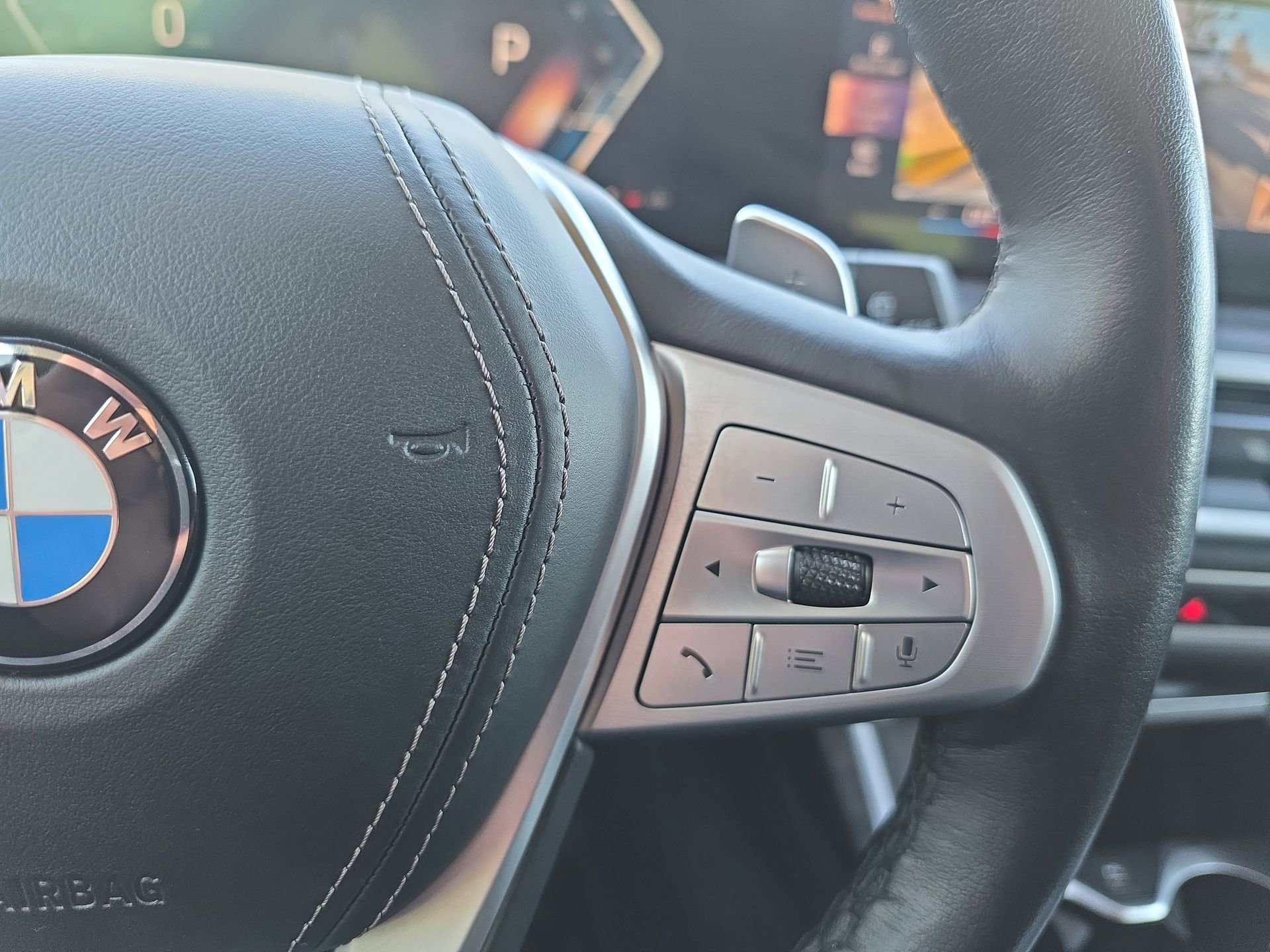 Used 2023 BMW X7 xDrive40i w/ Premium Package image 18