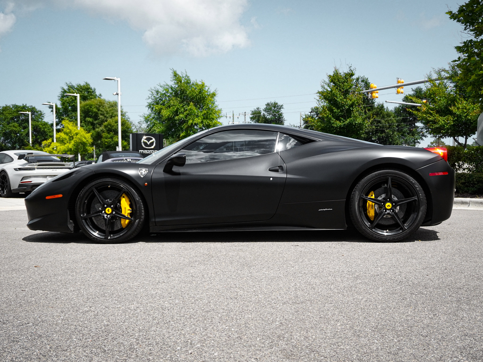 Used 2014 Ferrari 458 Italia Coupe RWD image 8