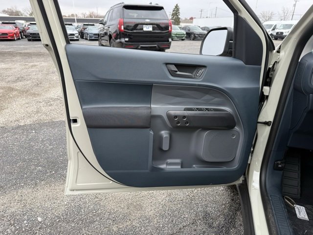 New 2025 Ford Maverick XL w/ Equipment Group 102A image 20