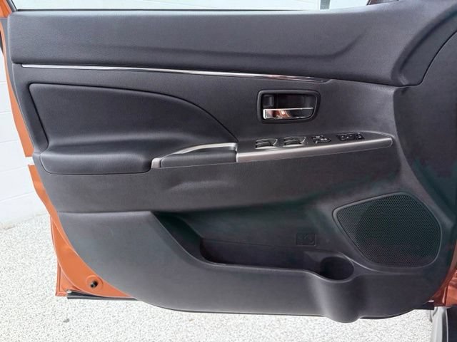 Used 2025 Mitsubishi Outlander Sport SE AWD/4WD image 15