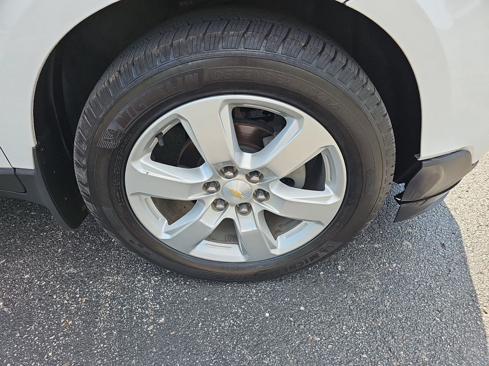 Used 2017 Chevrolet Traverse LT w/ Style and Technology Package AWD/4WD image 10