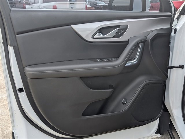 Used 2022 Chevrolet Blazer LT image 10