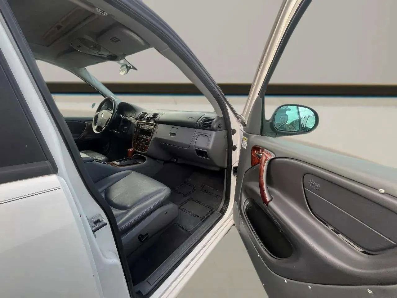 Used 1999 Mercedes-Benz ML 430 430 image 16