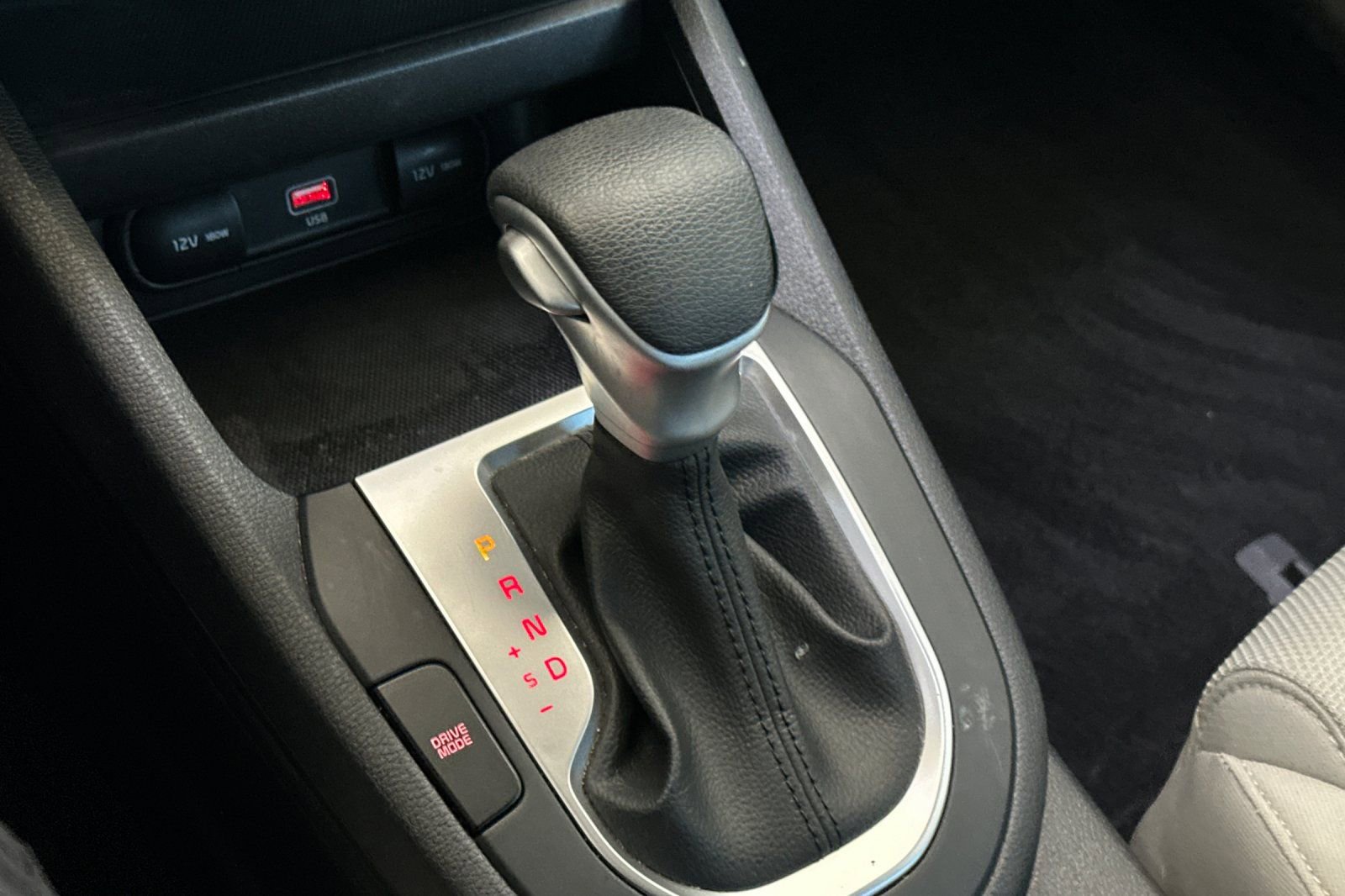 Used 2023 Kia Forte LXS w/ LXS Technology Package image 22