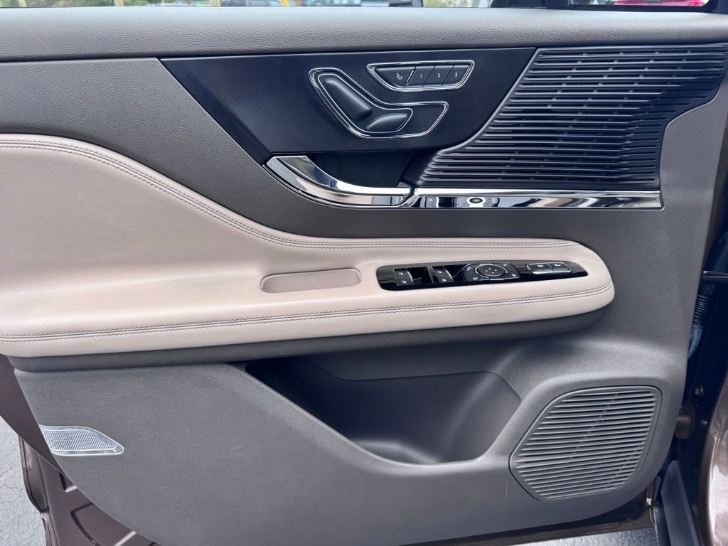 Used 2022 Lincoln Corsair FWD image 20