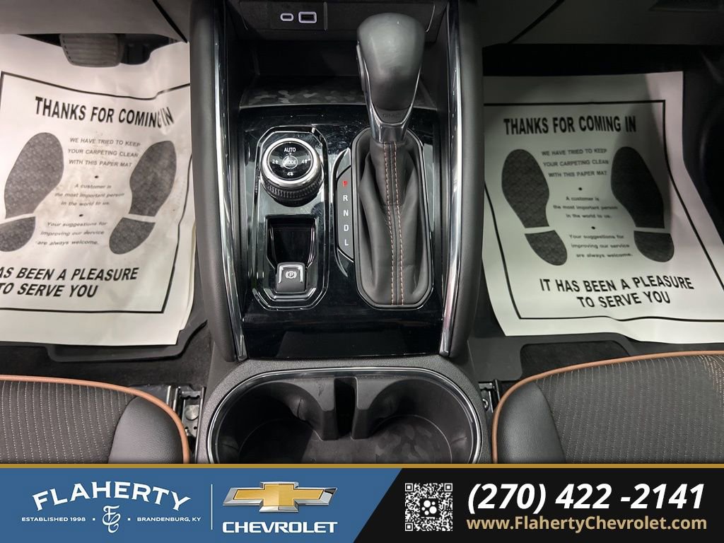 Used 2024 GMC Canyon AT4 w/ Canyon Safety Plus Package AWD/4WD image 29