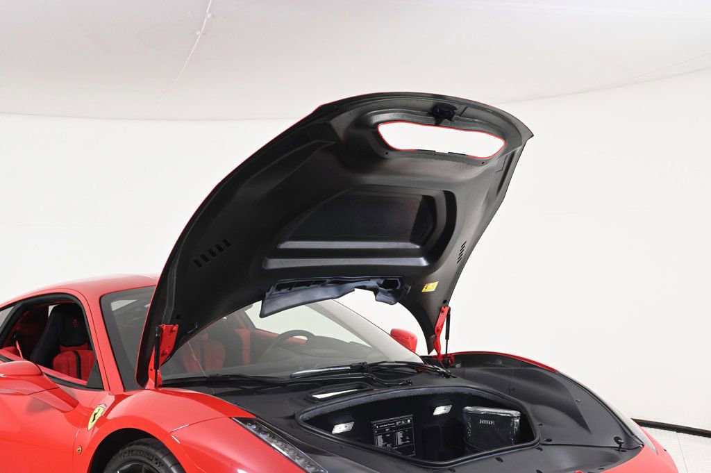 Certified 2019 Ferrari 488 Pista Coupe image 26