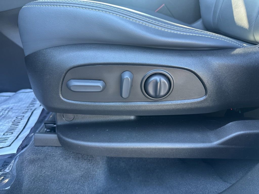 Used 2023 Buick Enclave Essence w/ Experience Buick Package image 14