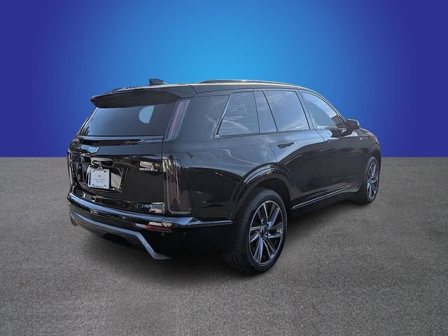 New 2026 Cadillac Vistiq Sport w/ LPO, Floor Liner Package AWD/4WD image 5