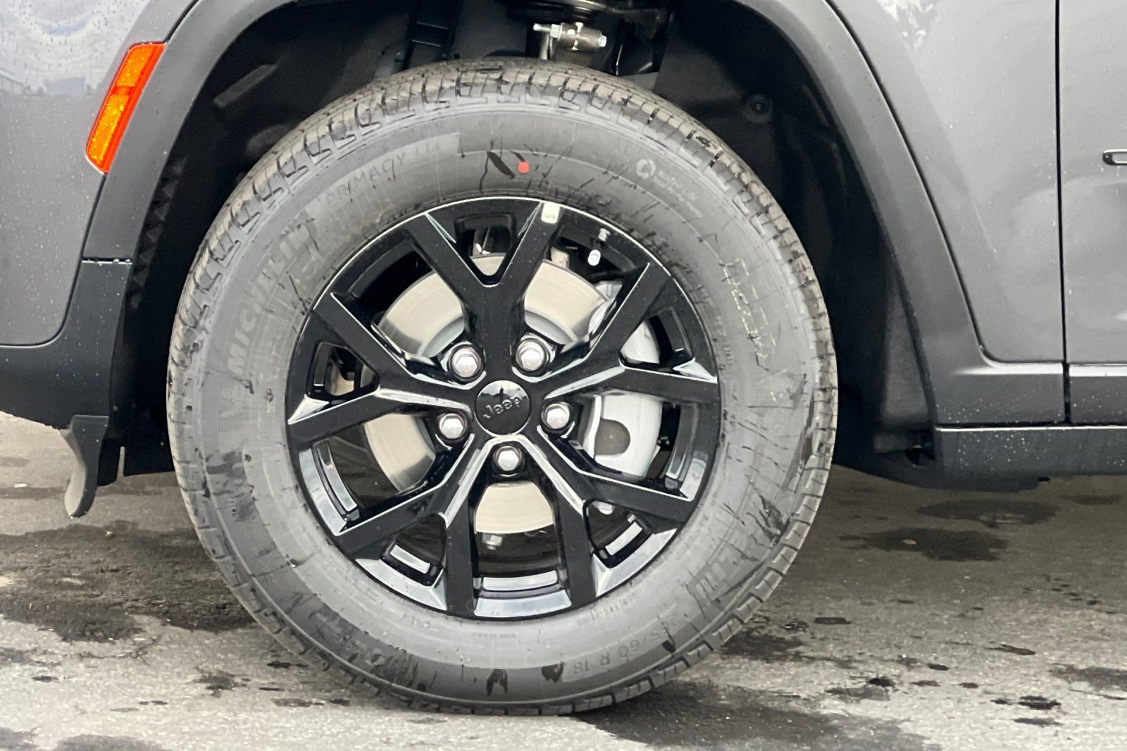 New 2026 Jeep Grand Cherokee Altitude AWD/4WD image 28